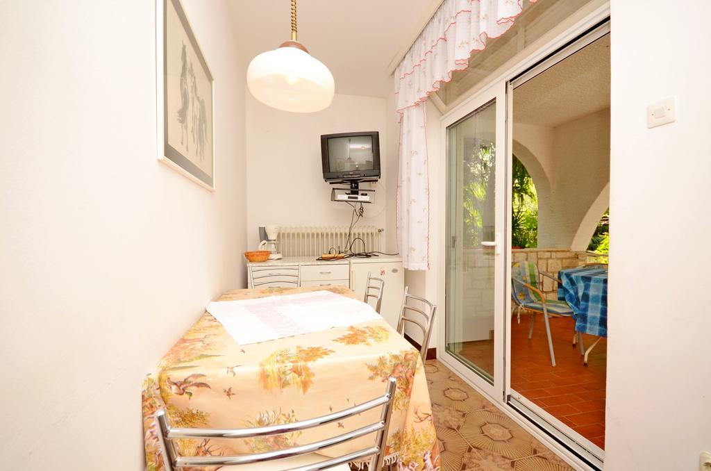 Apartments Dea Porec Exterior photo