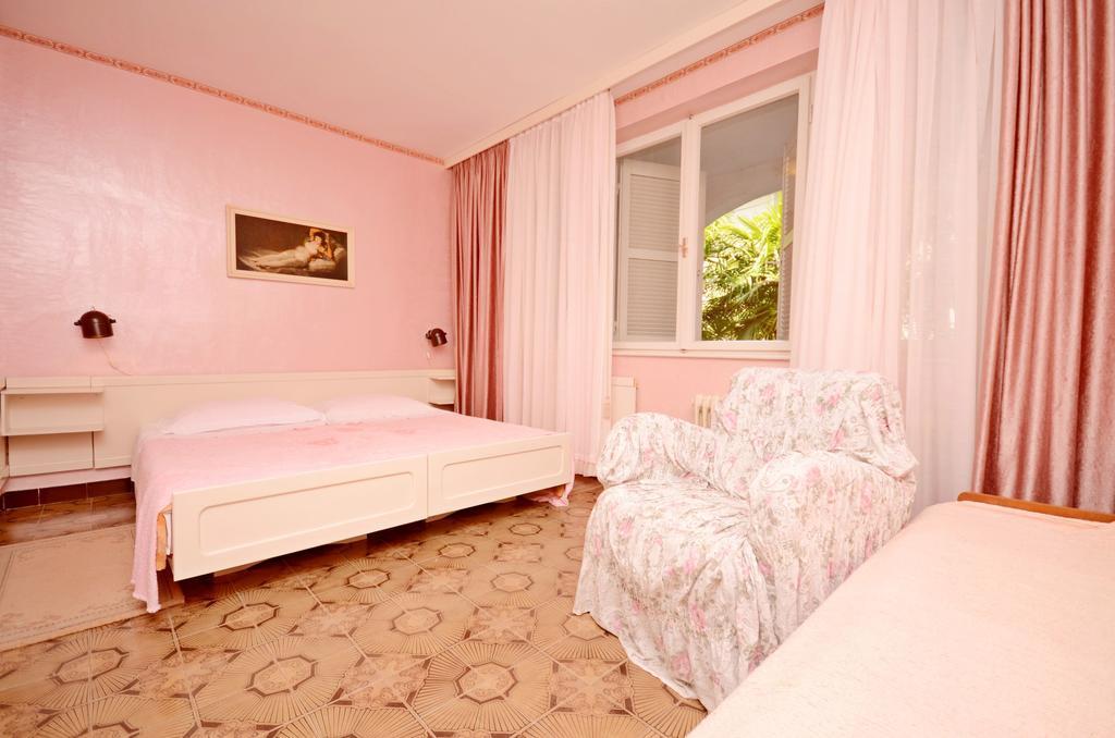 Apartments Dea Porec Exterior photo